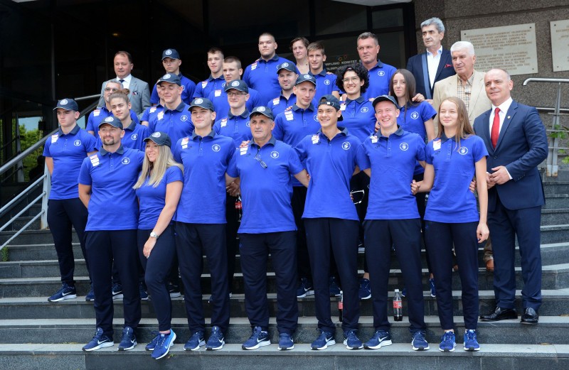 Predstavljeno 17 sportista koji će braniti boje BiH na EYOF-u u Bakuu