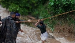 U Indiji najmanje 154 mrtvih: Poplave prijete milionima stanovnika