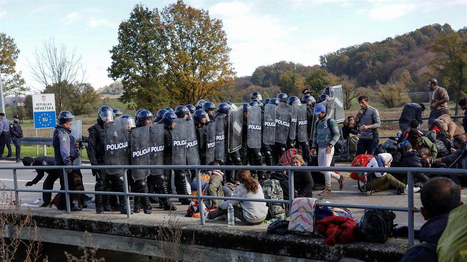 Crnogorska policija spriječila 300 ilegalnih ulazaka migranata u BiH u 2019.