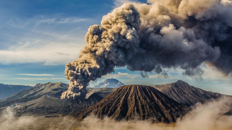 Eruptirao indonezijski vulkan Mount Sinabung