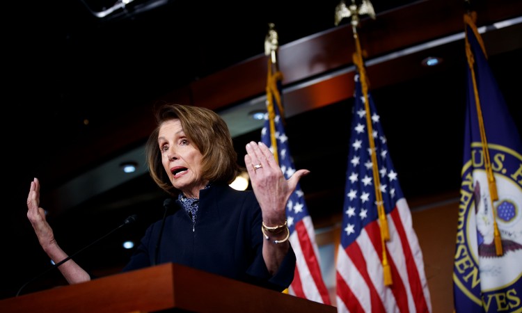 Objavljen izvještaj zviždača: Pelosi pokrenula istragu radi opoziva Trumpa