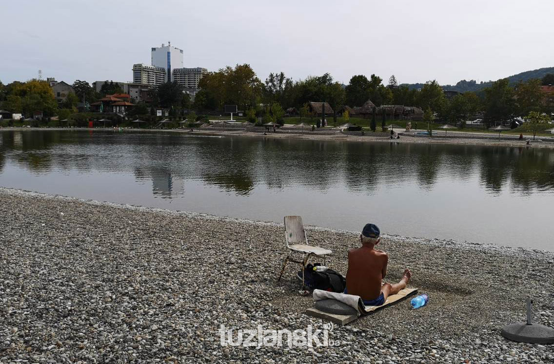 Neizvjesna turistička sezona na Panonskim jezerima u Tuzli