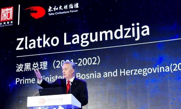 Lagumdžija na Taihe Civilizacijskom Forumu u Pekingu