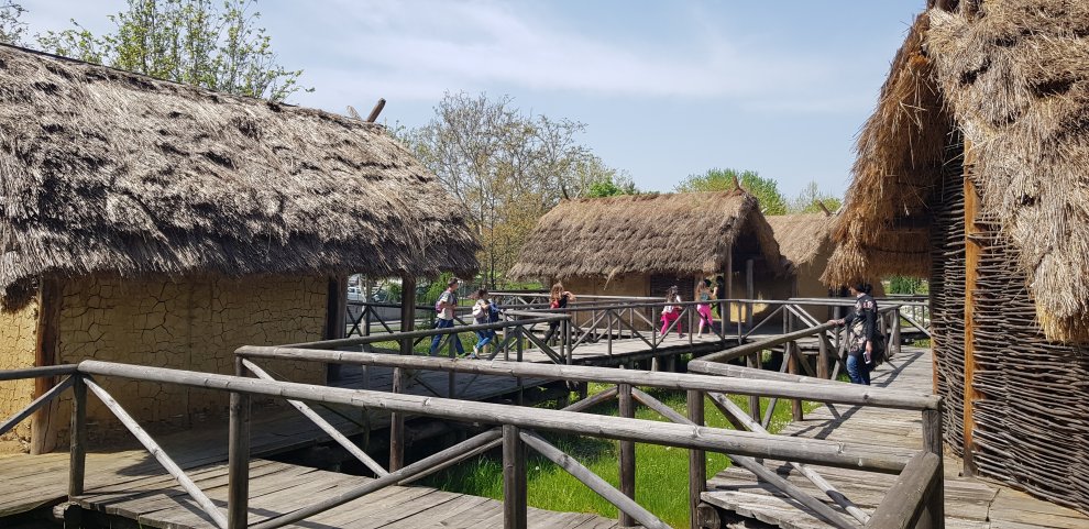 Tuzla: Javni poziv za pohađanje obuka u oblasti tematskog vođenja turističke grupe