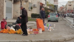 Tužna priča mještana sa Drača: "Sramota me je da moram otići po komad hljeba"