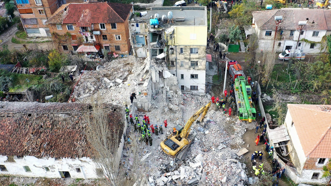 Snimci iz zraka pokazuju razmjere katastrofe nakon zemljotresa u Albaniji