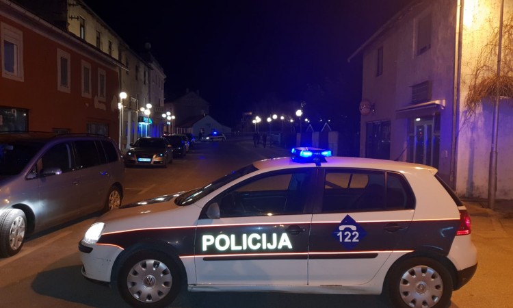 Obračun kriminalaca u Ljubuškom: Došlo do pucnjave, jedna osoba povrijeđena