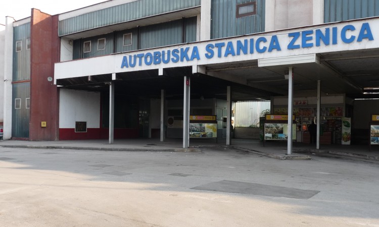 Stali svi autobusi 'Zenicatransa', blokirana Autobuska stanica Zenica