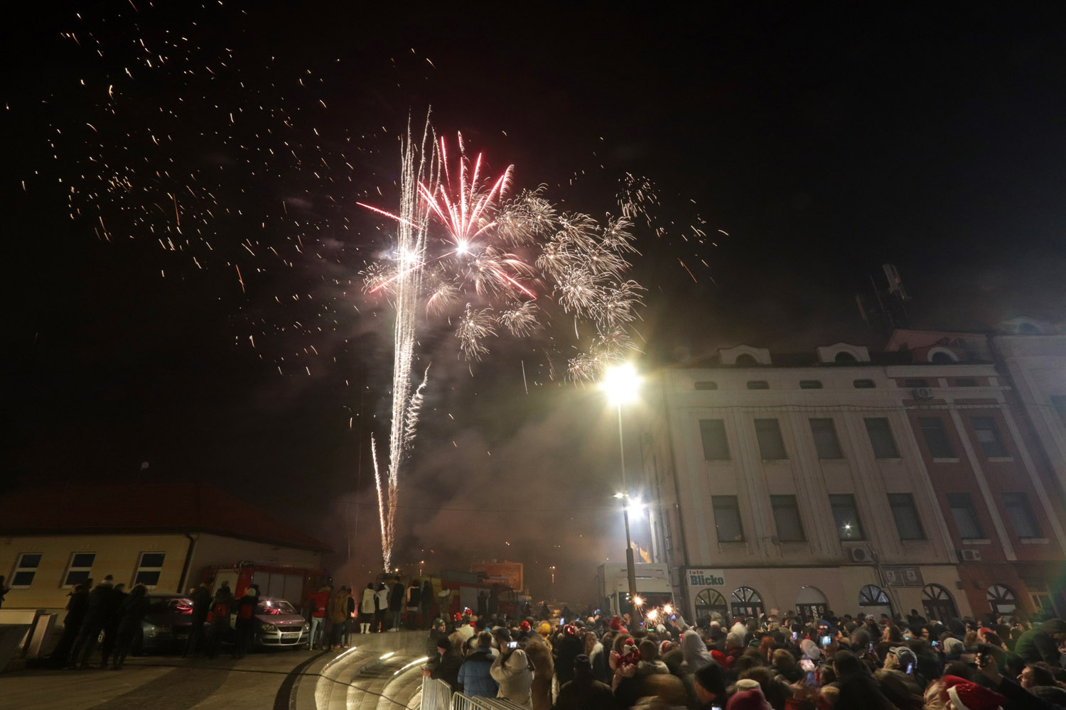 Tuzla: Doček Nove godine na Trgu slobode bez vatrometa