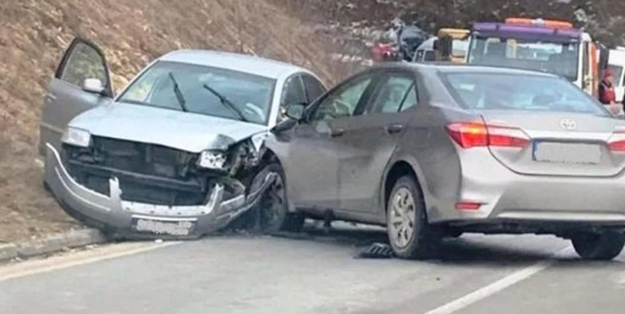 Teška nesreća na putu prema Vlašiću:  Vozač preminuo nakon što mu je pozlilo za volanom