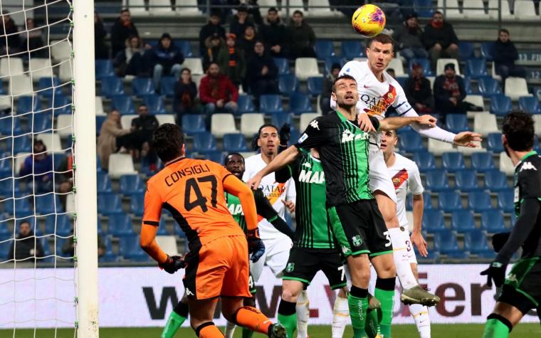 Džeko zabio 100. gol za Romu, Sassuolo potpuno nadigrao 'Vučicu'