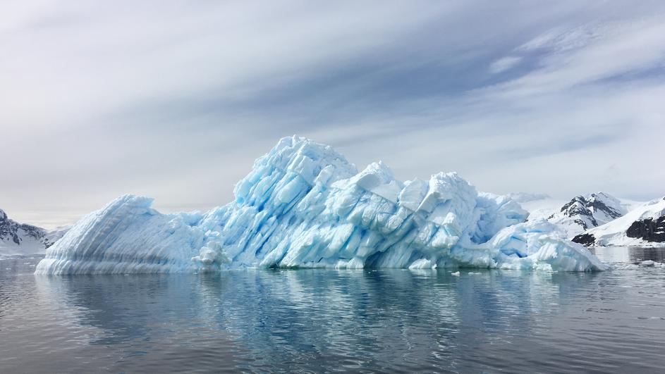 Neočekivano otkriće na Antarktiku: Ledena ploča veličine Francuske iznenadno "skače" i do dvaput dnevno