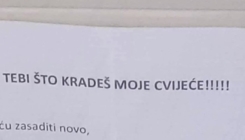 Poruka za lopova u Dalmaciji postala hit: 'Tebi što kradeš moje cvijeće...'