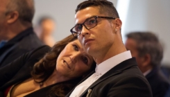 Cristiano Ronaldo stigao u Portugal da bude uz bolesnu majku