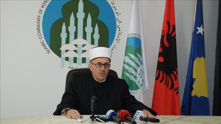 Islamska zajednica Kosova obustavila klanjanje namaza u džamijama zbog korona virusa