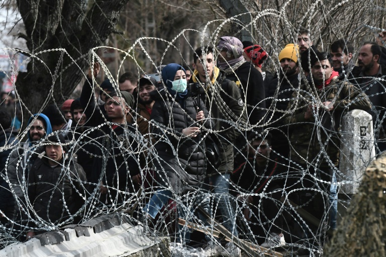 Grčki vojnici ranili nekoliko migranata