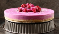 Obradujte svoja nepca fantastičnim "pink cheesecakeom"