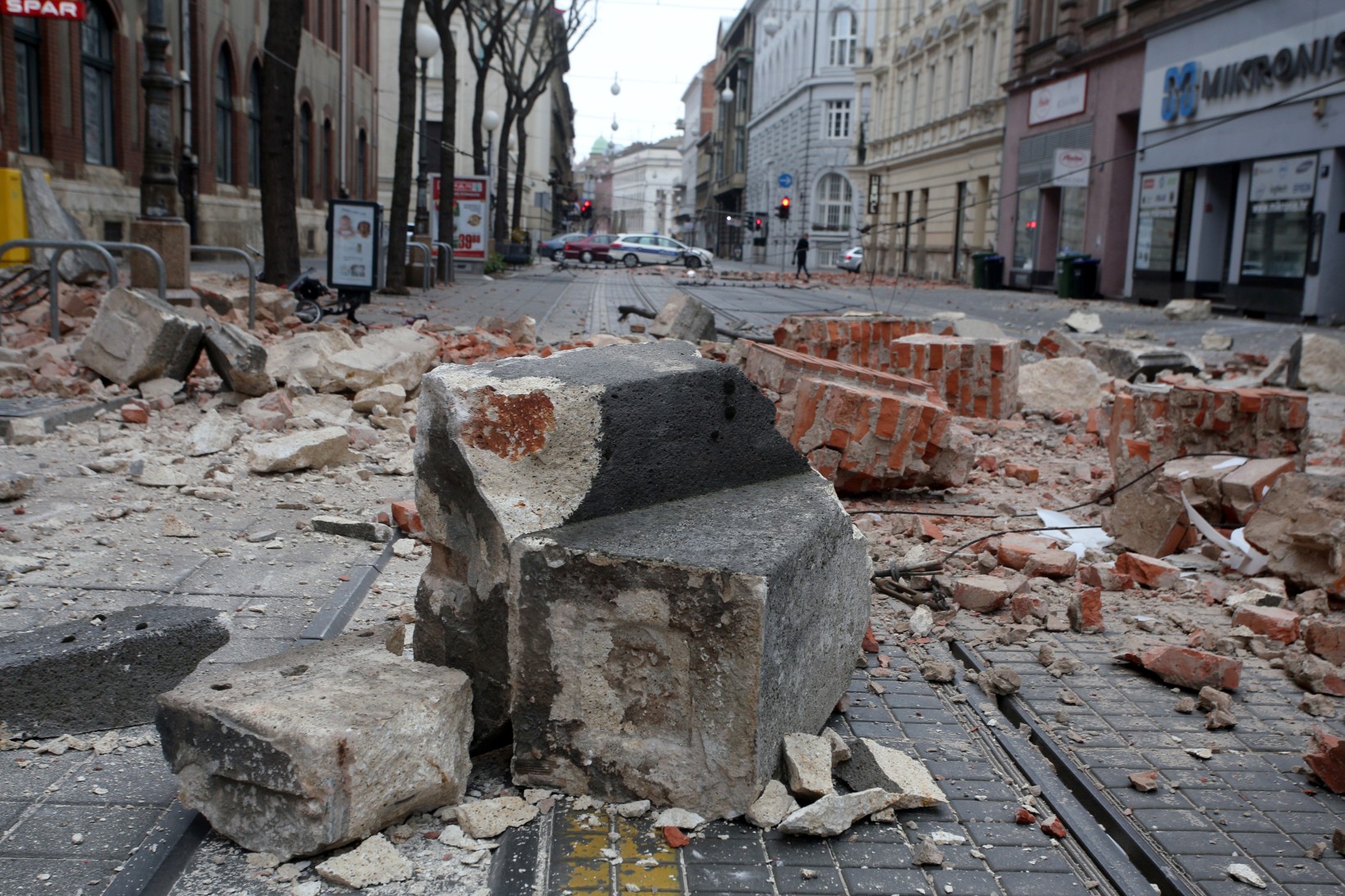 Zagreb: Preminula 15-godišnja djevojčica koja je teško stradala u zemljotresu