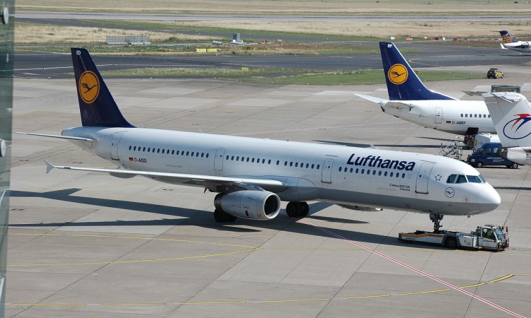 Njemačka: Lufthansa otkazala stotine letova zbog štrajka radnika