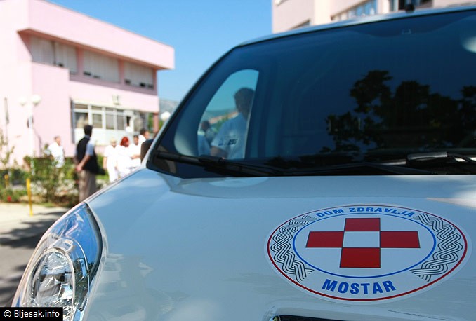 Od posljedica korona virusa preminuo uposlenik Doma zdravlja u Mostaru