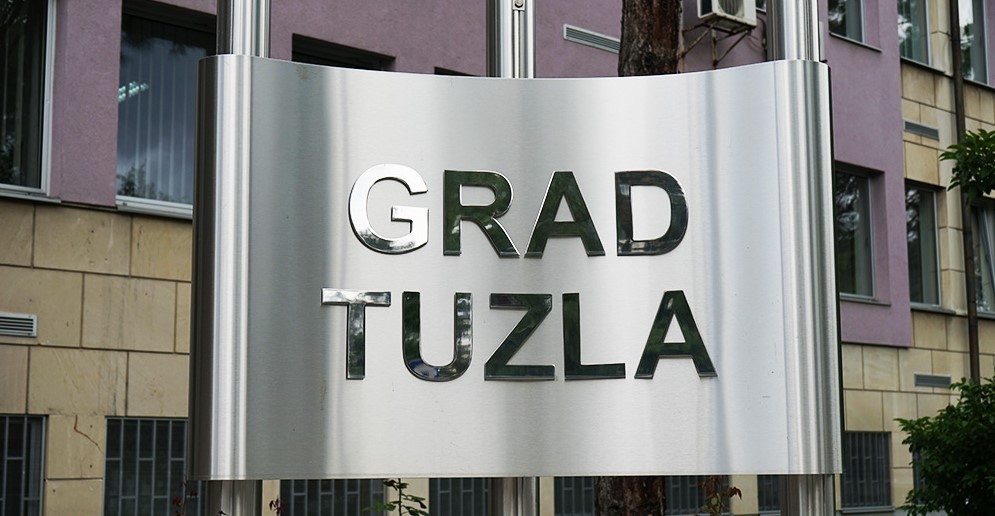 Grad Tuzla: Objavljena lista korisnika novčane podrške po projektu „Siguran start“