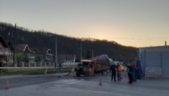 Zbog saobraćajne nesreće saobraća se jednom trakom na putu Tuzla-Srebrenik