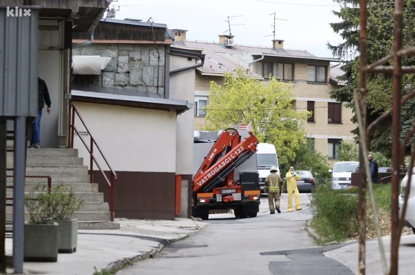 Okončana drama u izolatoriju na Bjelavama: Nakon razgovora s ljekarom žena odustala od skoka s garaže