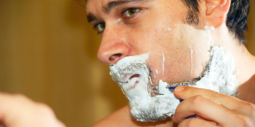 U pet koraka, usavršite rutinu sporog brijanja bez iritacije i uraslih dlačica