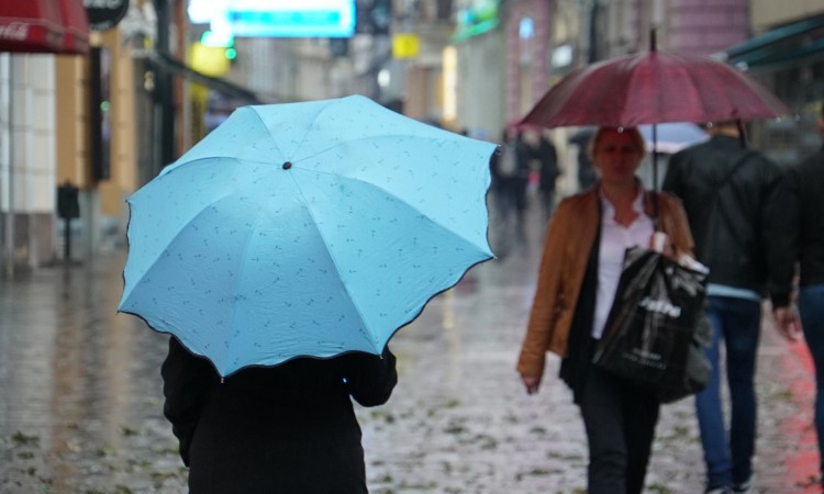 I početkom jula nestabilno vrijeme sa kišom i pljuskovima