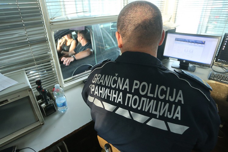 Granična policija BiH o navodima na internetu: Građani Kosova u BiH mogu ući samo uz vizu