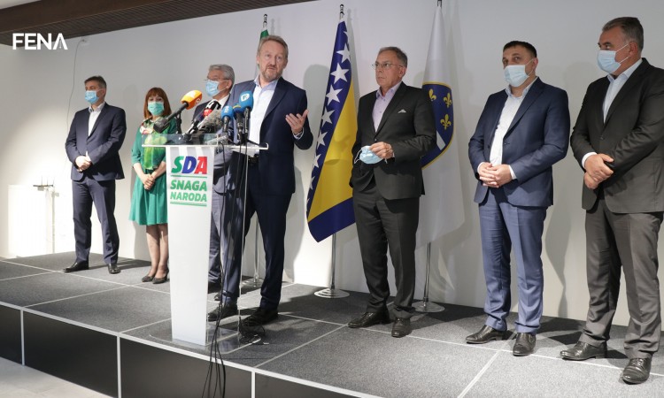 Izetbegović: Imamo dobre rezultate u borbi protiv pandemije