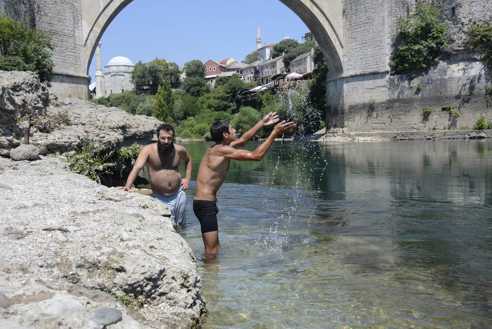 Mostar danas najtopliji sa 34 stepena, sutra sunčano i još toplije u cijeloj BiH