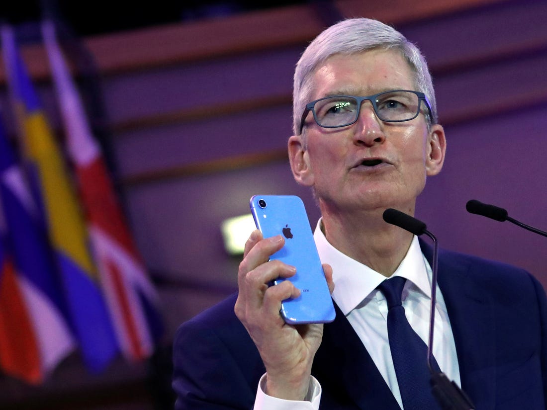 Čelnik Applea Tim Cook pridružio se klubu milijardera