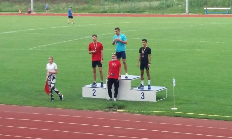 Veliki uspjeh tuzlanskih atletičara: Takmičari AK Sloboda-Tehnograd osvojili šest medalja