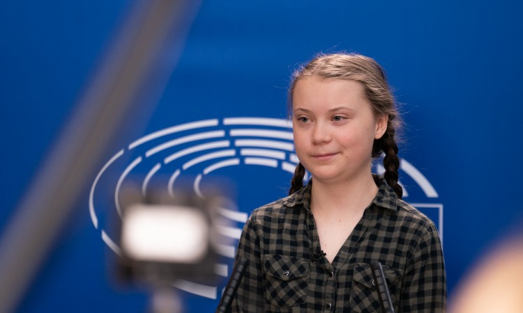 Greta Thunberg traži od Merkel da izađe iz klimatske "zone komfora"