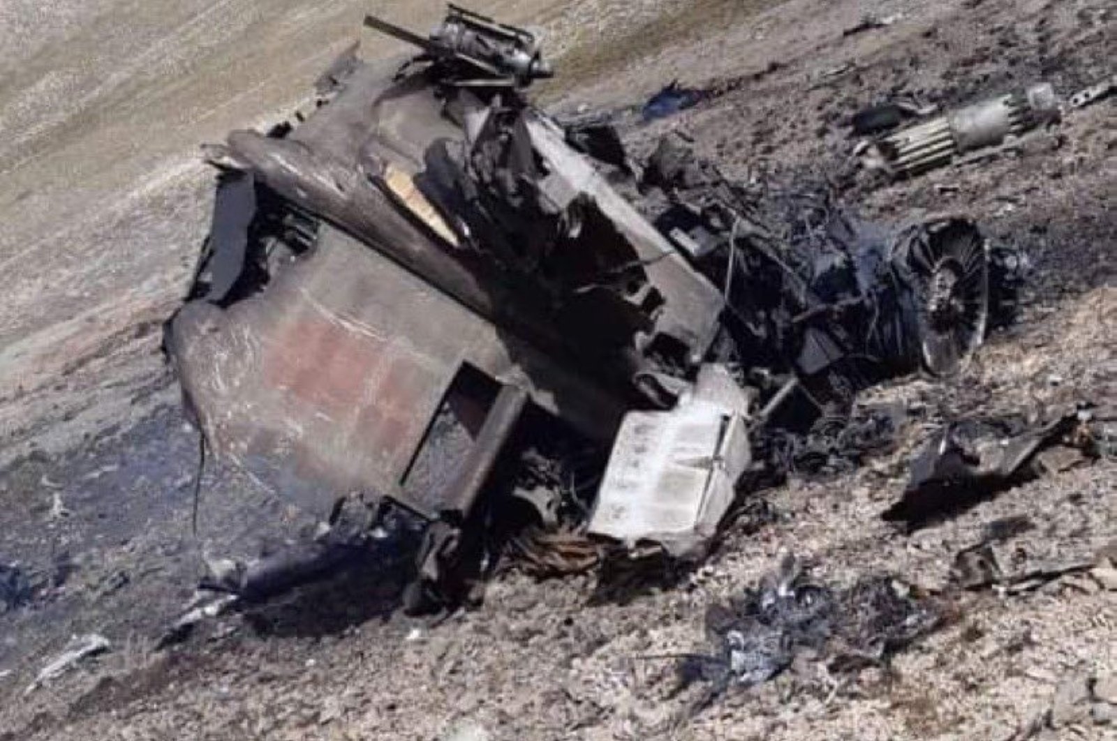 Azerbejdžan: Dva armenska vojna aviona jučer udarila u planinu