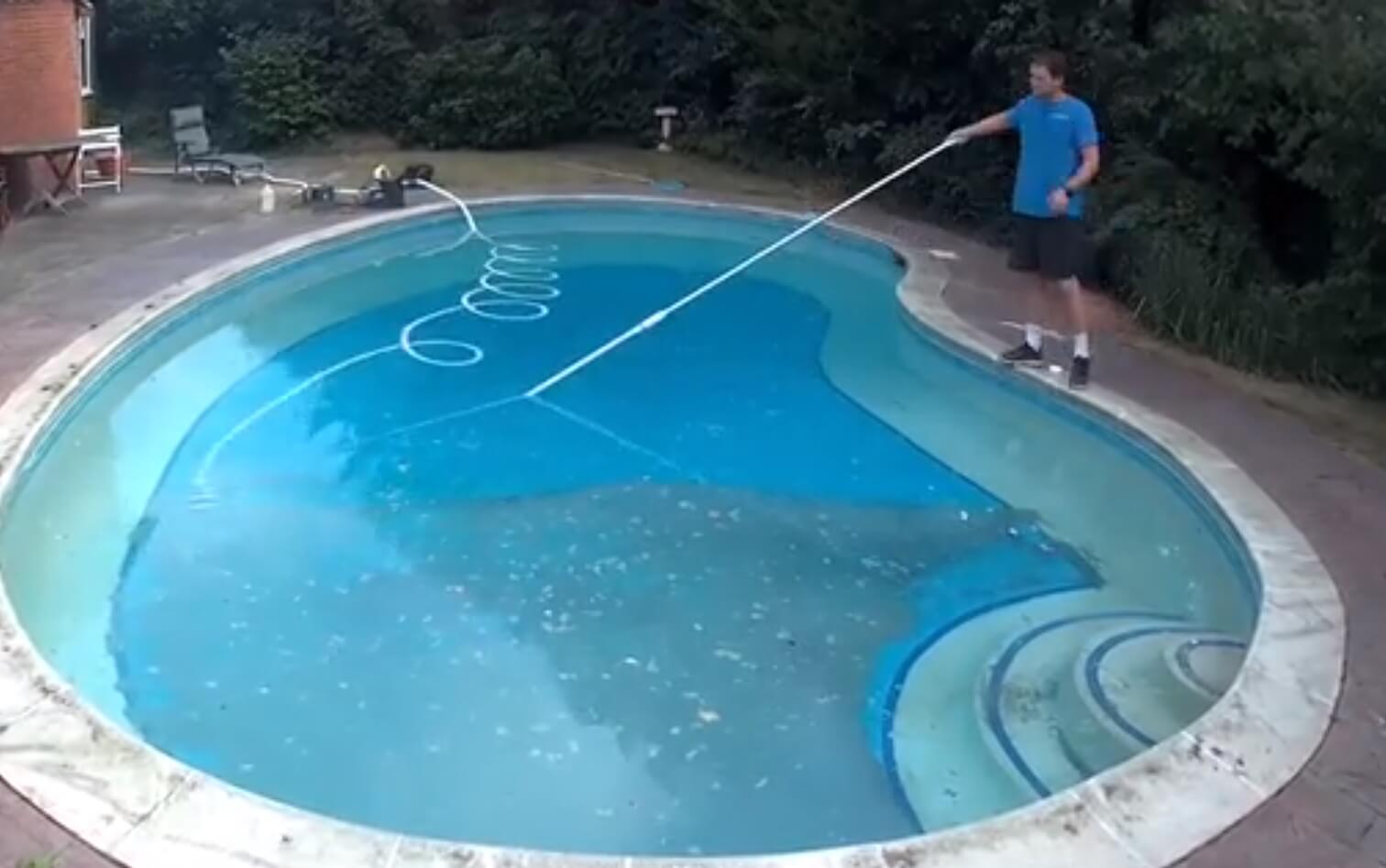 Milioni pregleda: Evo kako je ovaj čistač bazena postao veoma popularan na društvenim mrežama