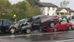 Banja Luka: Lančani sudar četiri automobila, jedan se zapalio