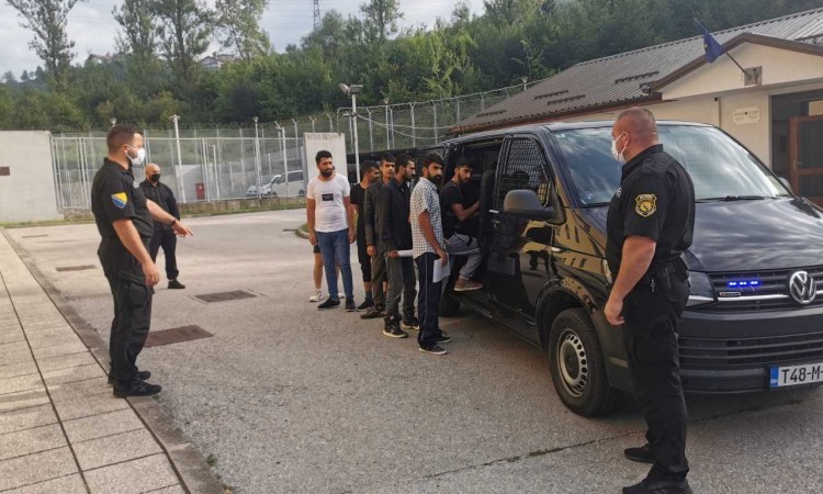 Služba za poslove sa strancima udaljila 36 migranta sa teritorije BiH