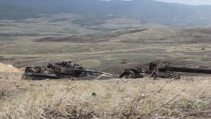 Azerbejdžanska vojska uništila veliki broj oklopnih vozila armenskih snaga