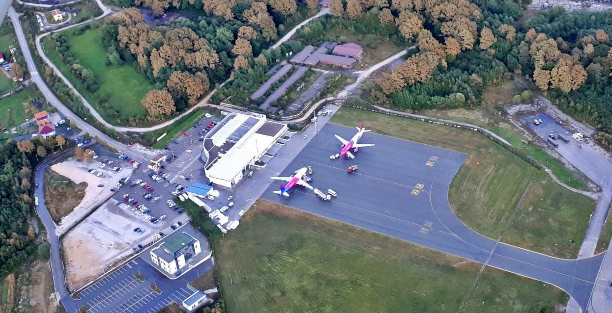 Od sutra na Aerodromu Tuzla moguće brzo antigensko testiranje putnika