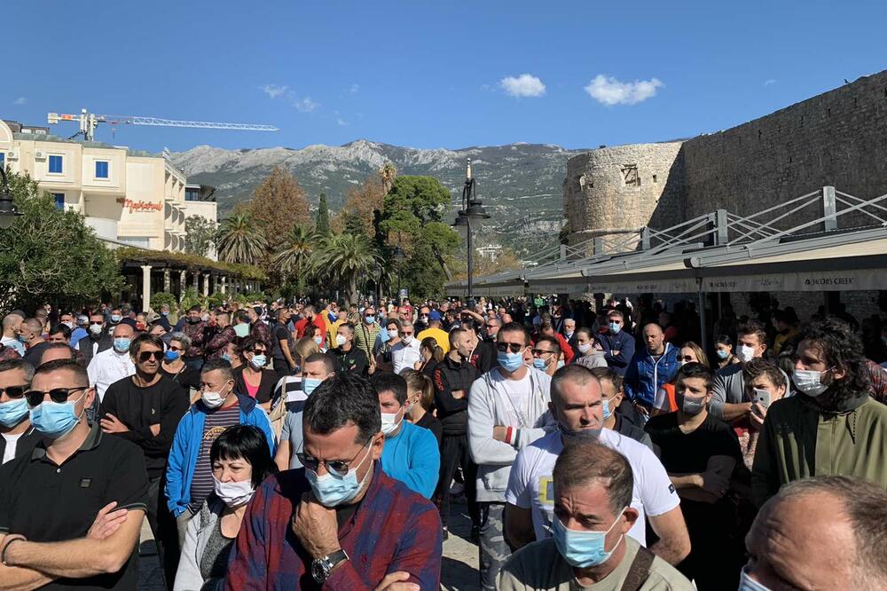 Protest ugostitelja u Budvi, protive se zatvaranju objekata