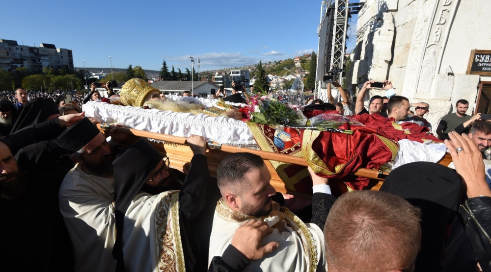 Crna Gora rekorder u Evropi po broju zaraženih na sto hiljada stanovnika: Sahrana Amfilohija bila žarište zaraze