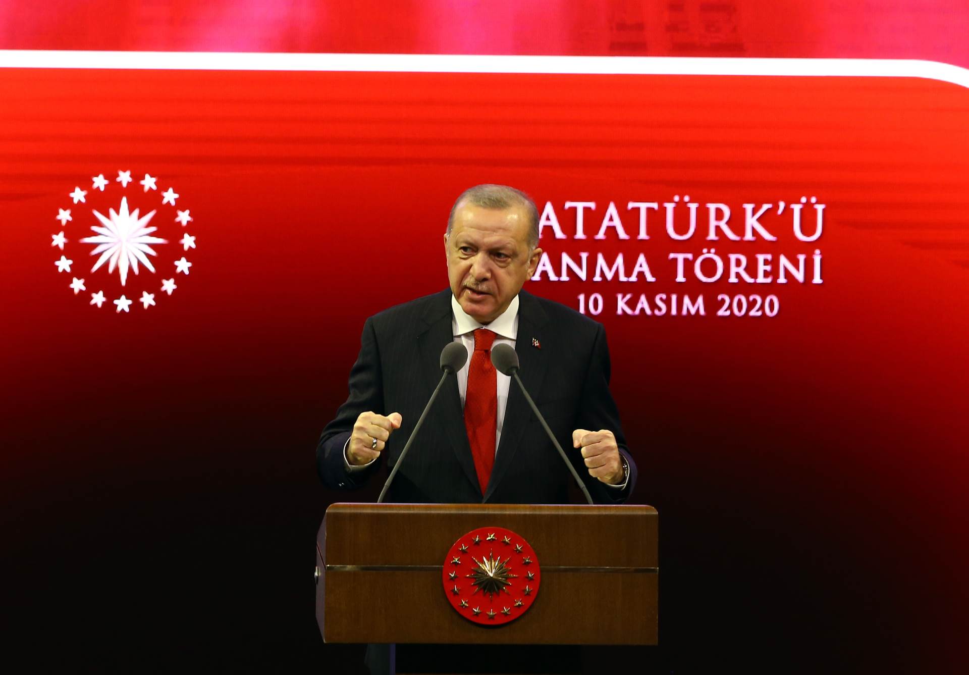 Erdogan: Ezani neće utihnuti, zastava se neće spustiti - Allah mi je svjedok