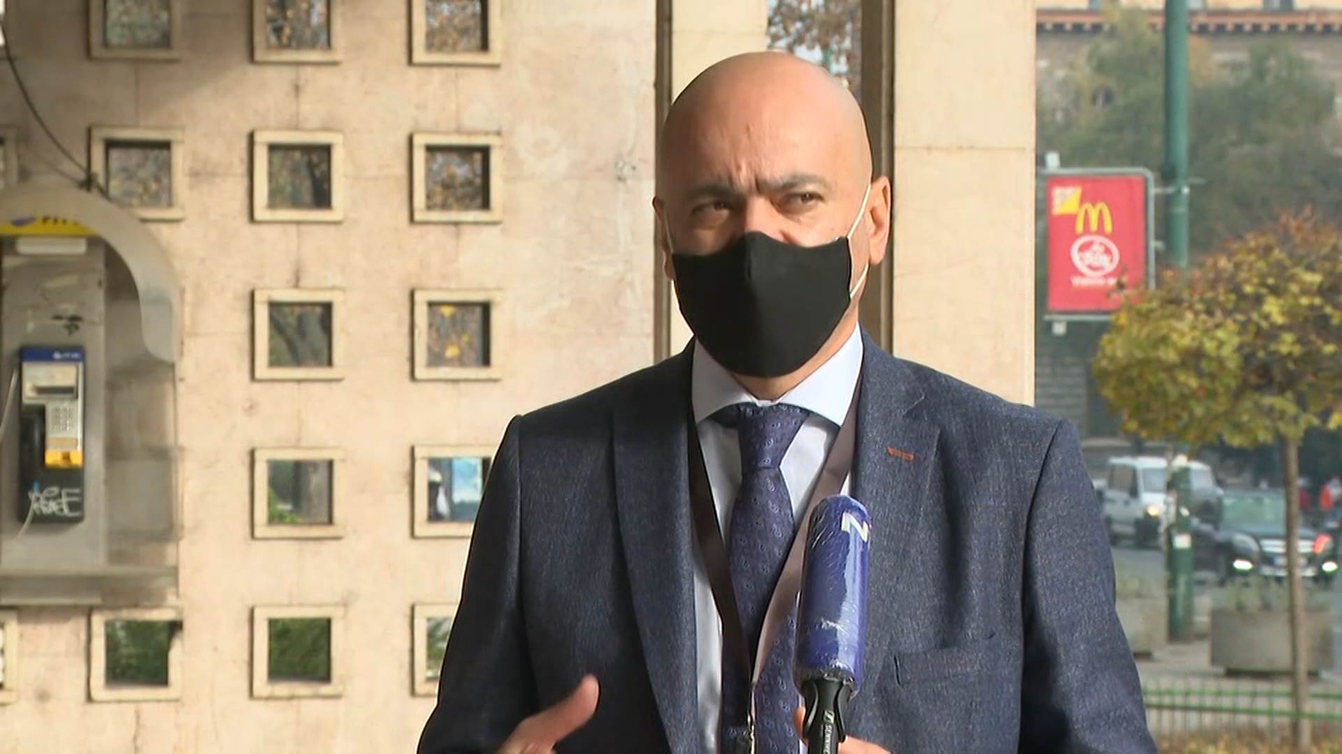 Čerkez: "U Mostaru mi je bilo neugodno nositi masku jer je gotovo niko ne nosi"