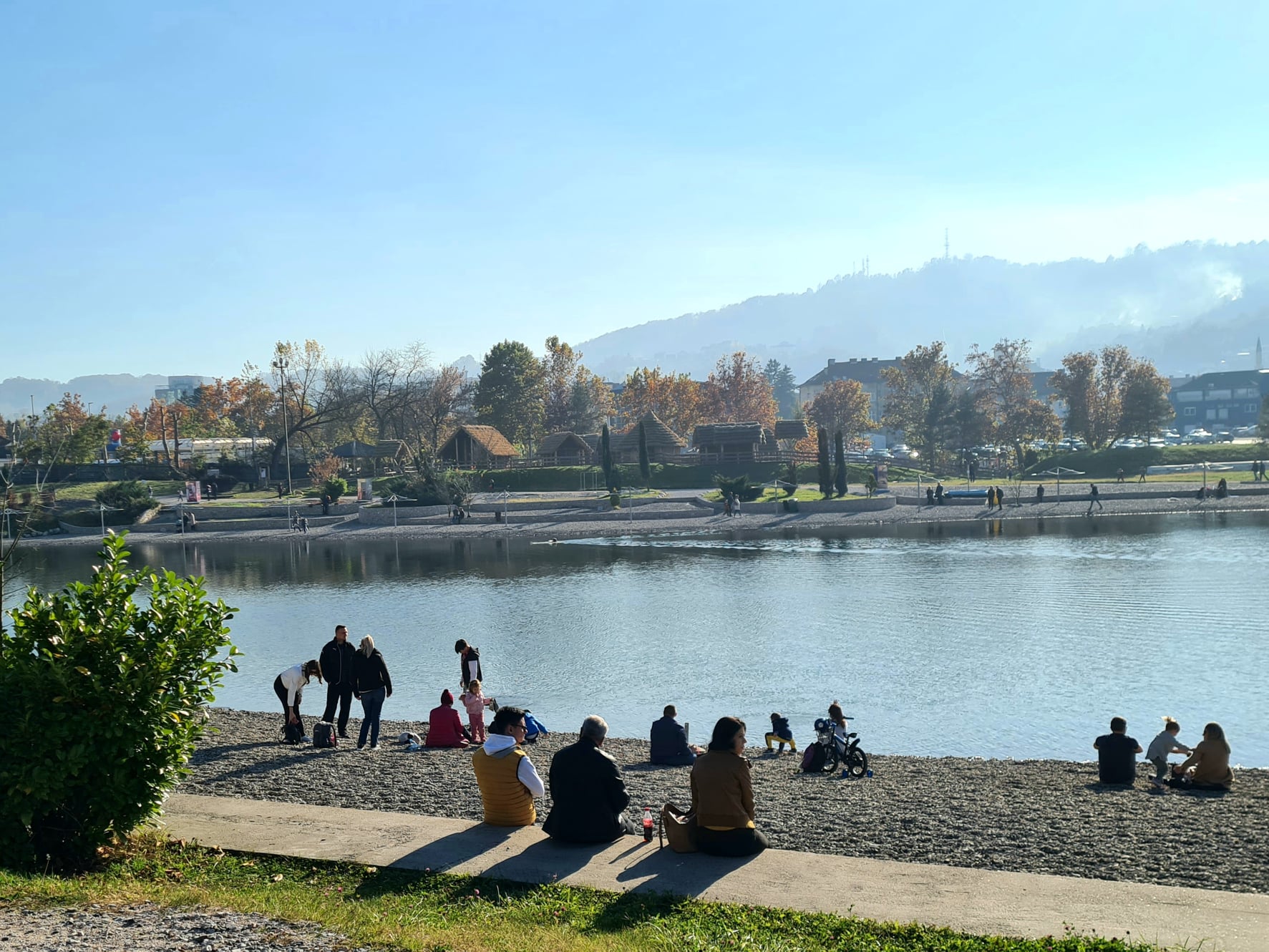 Danas sunčano, temperature do 16 stepeni