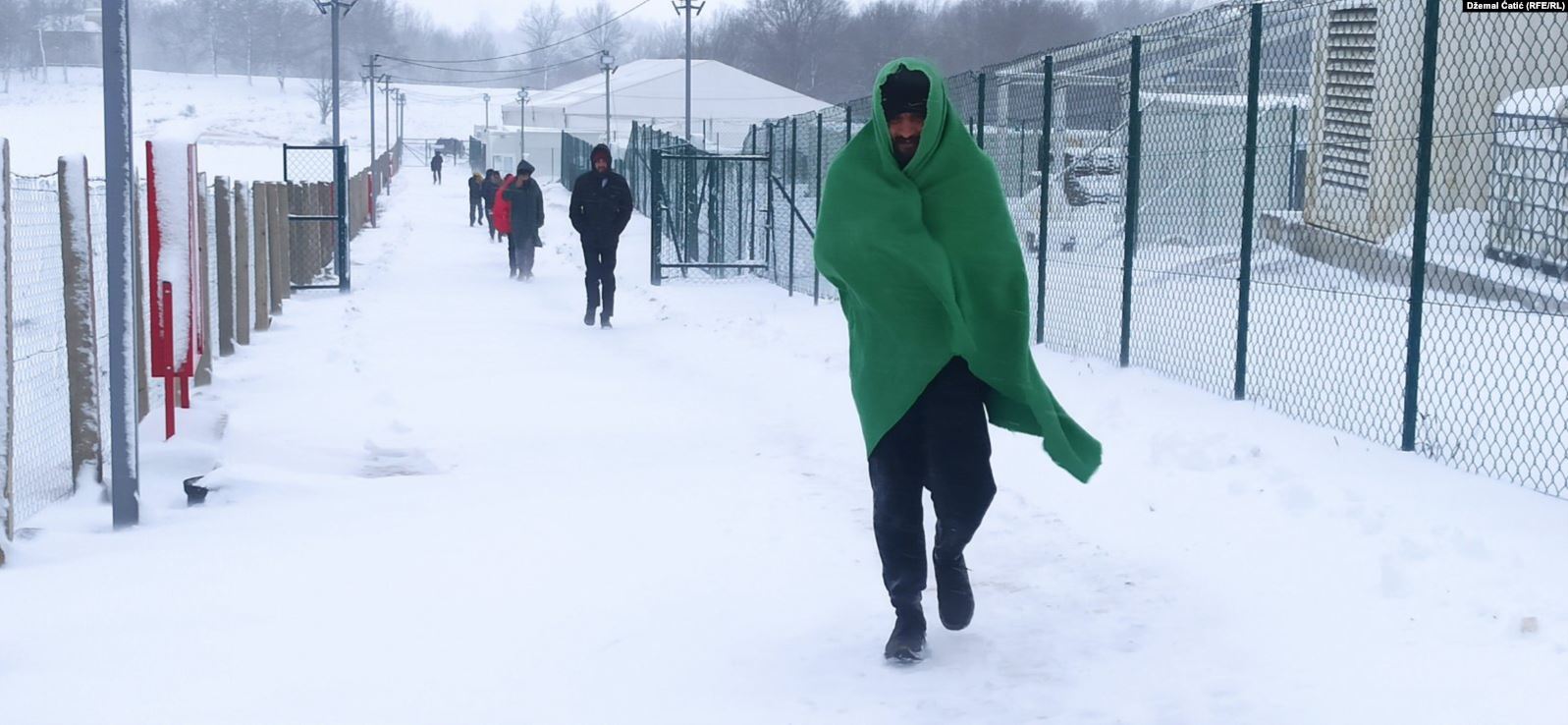 Humanitarne organizacije: Pozivamo vlasti u BiH da hitno riješe pitanje smještaja migranata iz "Lipe"