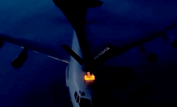 Turski avion-cisterna tokom noći u vazduhu napunio NATO-ov avion gorivom