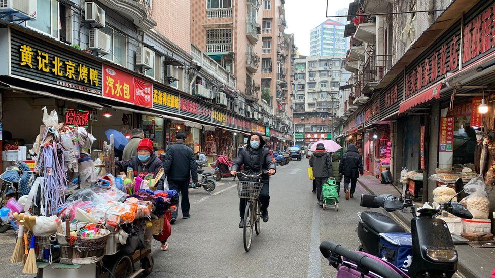 Nova bolest izazavala veliku paniku u Wuhanu, ponovo dolazi s pijace