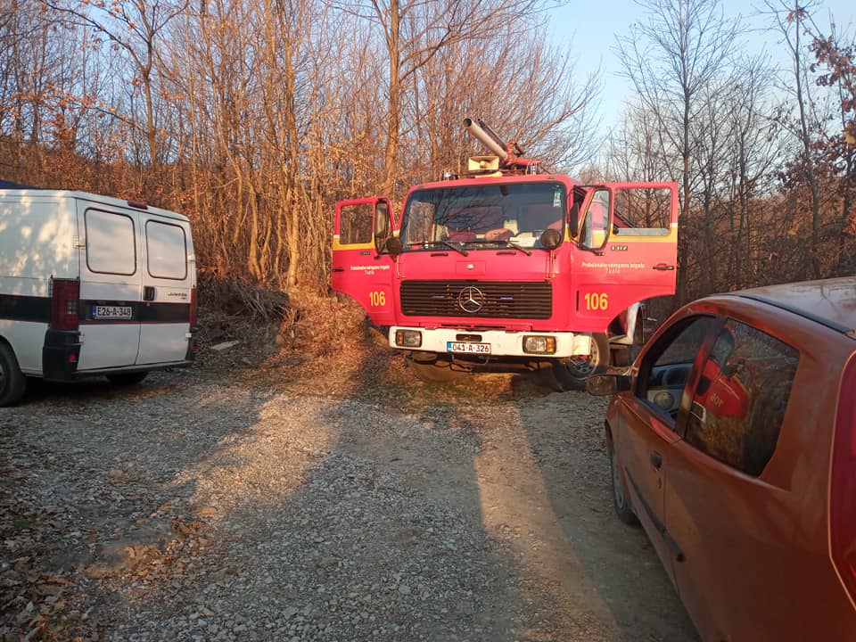 Tuzla: Žena smrtno stradala u požaru niskog rastinja